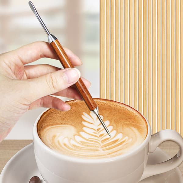 Kaffekunstpen i rustfrit stål med træhåndtag til latteblomster