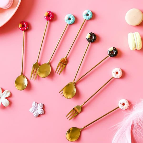 Donut-skje og -gaffel i rustfritt stål til iskrem, kake, dessert og kaffe Rose red Fork