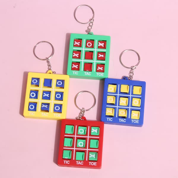1 stk Mini Tic-tac-toe spil nøglering vedhæng Decompress XO Spin C