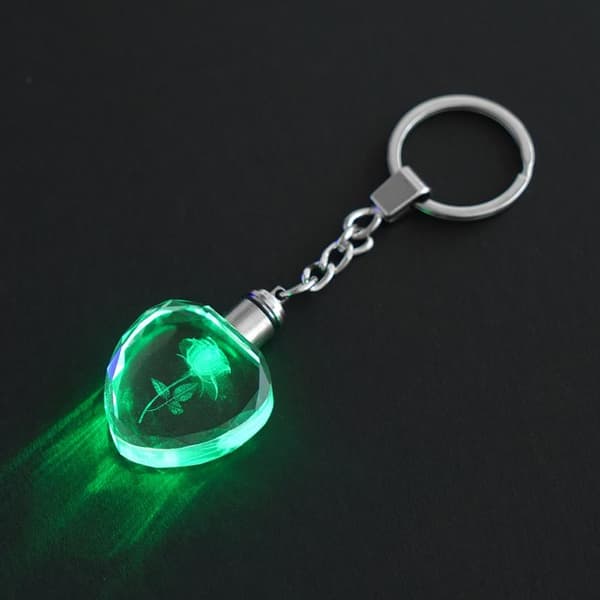 Kærlighedsformet Krystal Rhinestone LED Lys Nøglering Elsker Nøglering A2