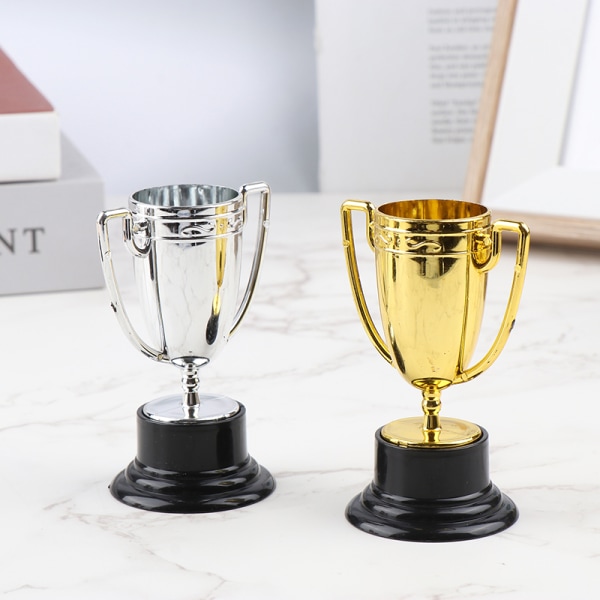 2 stk Plastic Reward Trophy Children's Reward Trophy Plastic K Gold