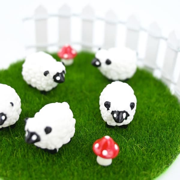 1 set dockhus mini fårfigurer miniatyr liten fårstängsel