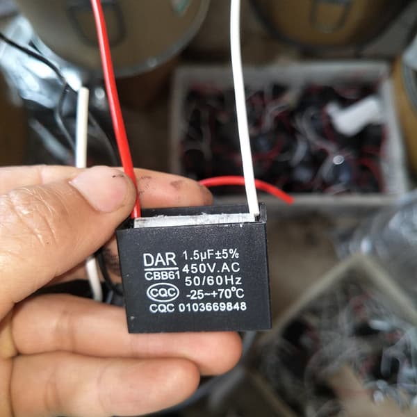 CBB61 450V 1UF -25UF Terminal Tak AC Fläktstartkondensator 4uf