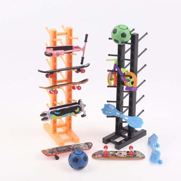 Enkel displayställ i plast för barns fingerskateboard 05