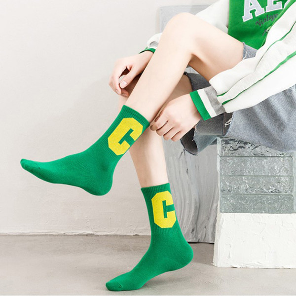 Hot Rea Höst Vinter n Colorful Big C Letter Sports Crew Sock White