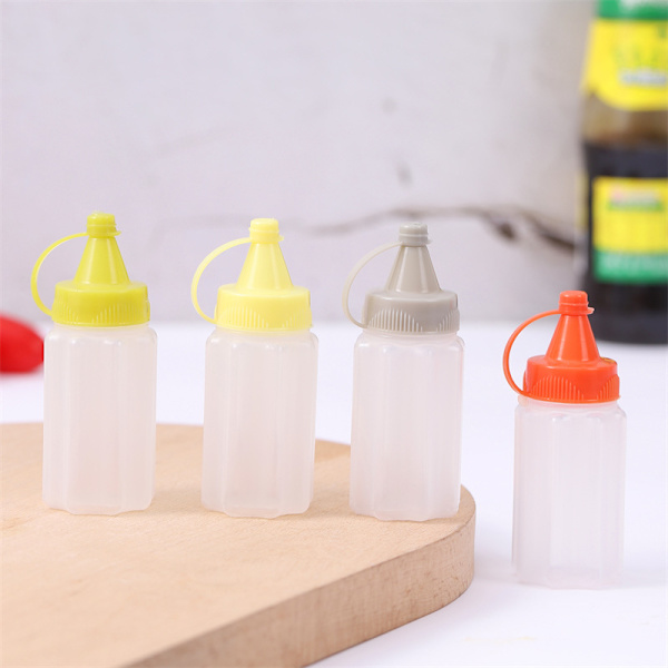 4st Mini plastsåsflaska Kryddlåda Salladsdressing Co Red 4PCS