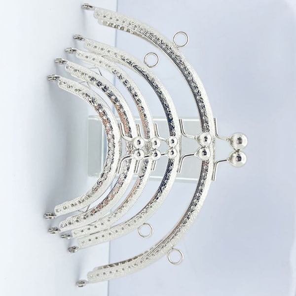 8,5/10,5/12,5/15,5 CM blankt silver Basic halvcirkel metallväska 10.5cm