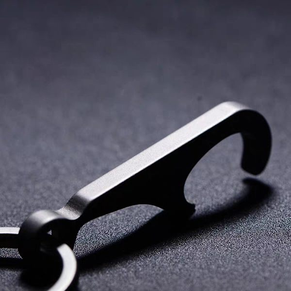 TC4 Titanium Alloy Creative Mini Beer Flasköppnare Nyckelring wi