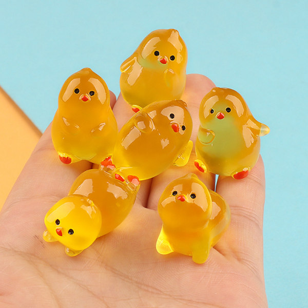 Luminous Mini Resin Luminous Chicken Ornament Patsas Miniature C