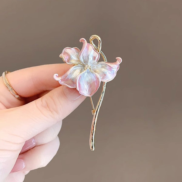 Temperament Sense Water Lily Emalj Lily Flower Broscher för Wo Pink