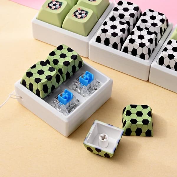 e Tastaturformede Fidget Clicker Legetøj Med Fodboldmønstre Lan A2