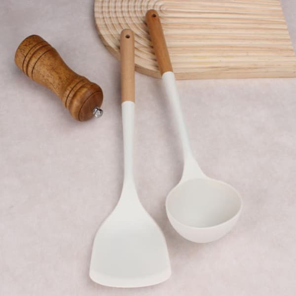 Vit silikon köksredskap med trähandtag, non-stick A2