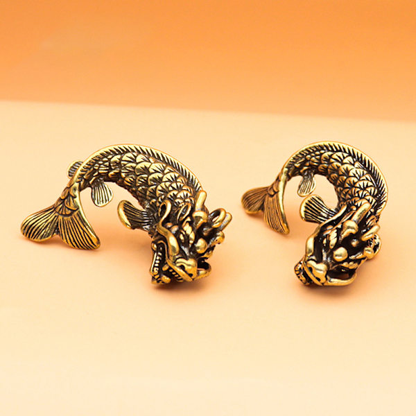 Mini Dragon Casting Animal Figurine Retro-tyylinen messinkiveistos