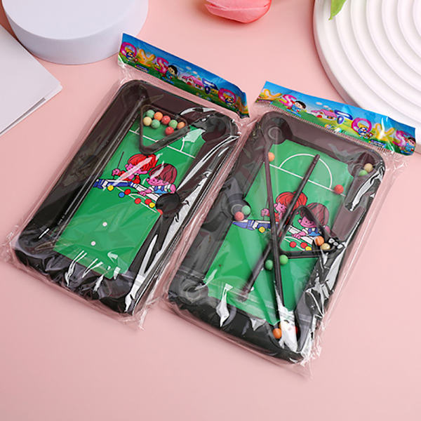 Nukkekoti-nukketarvikkeet Mini- set vanhemmalle ja lapselle
