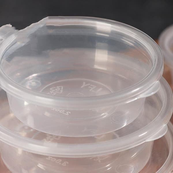 Plast sausbeholderboks krydderkopp med lokk engangsport 100ml