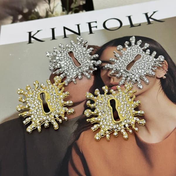 Överdriven metallås hängande halsband semesterhalsband ring A3