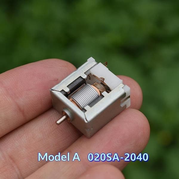 1 stk Micro 18mm Bare Square Motor DC 3V-6V Sterk Magnetisk Motor B