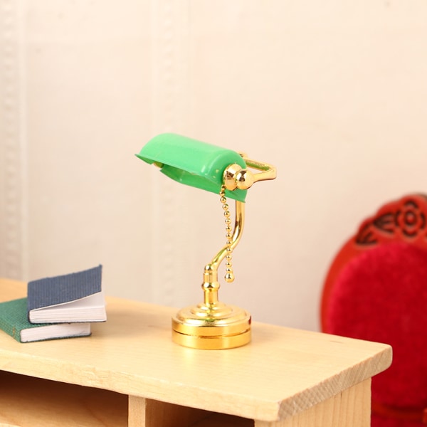 1:12 Dollhouse Miniatyyri pöytälamppu LED-lamppu Vihreä Postimiehen valo