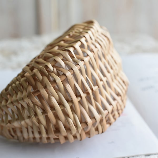 Liten blomsterkurv Willow Rattan Vevd kurv Wicker Half Moon A
