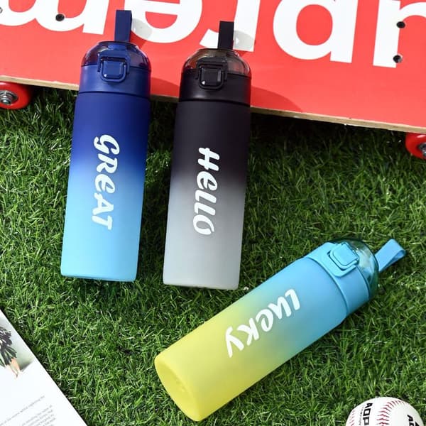 650ML Sportvattenflaska med stor kapacitet, gradientfärg, kopp D