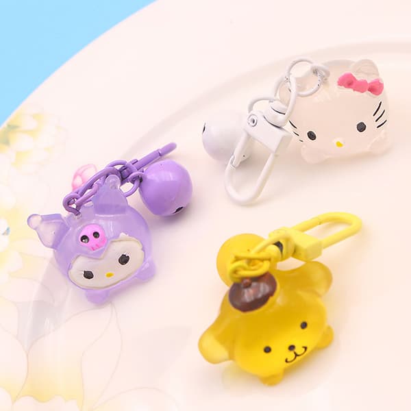 Lysende Sanrio nøglering Kuromi Melody Cinnamoroll vedhængsnøgle E