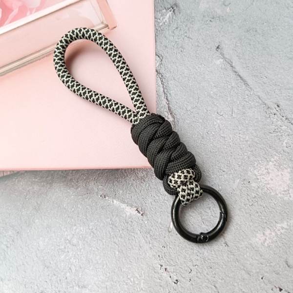 Nyckelring Lanyard Stark rem för nycklar Flätat paraplyrep Ha A10