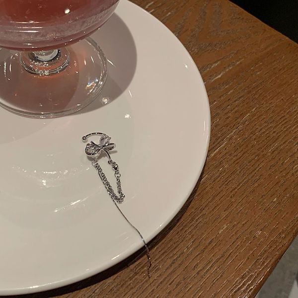 1 Par Mode Långa Tofs Clip Örhängen Sweet Cool Zircon Ear C