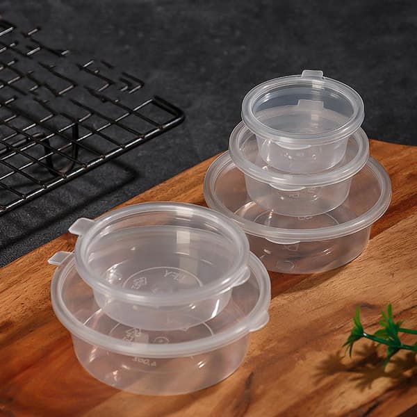Plast sausbeholderboks krydderkopp med lokk engangsport 50ml