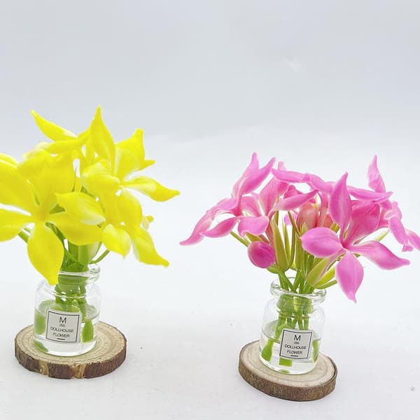 1 st 1:12 Skala Mini Blomster Glasflaska Bilprydnad Dockhus White