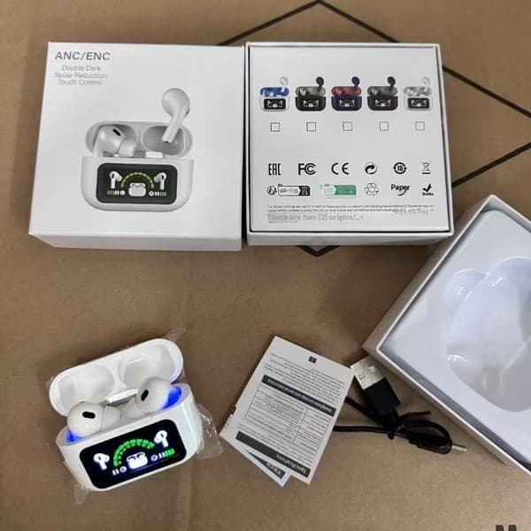 1 sett K18 trådløse Bluetooth-hodetelefoner med LED-strømdisplay A2