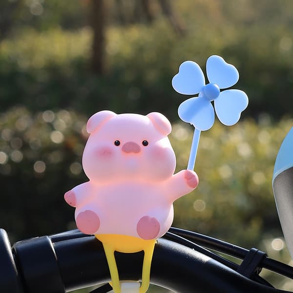 Wind Broken Bicycle e Little Pink Pig Propeller Vindbrytande A1