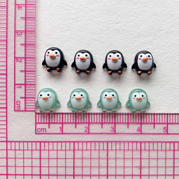 50 st Nya e Mini Cartoon Penguin Resin Figurine Crafts Flatback Black