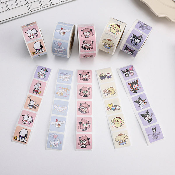 Rulla 500 kappaletta sarjakuvateippitarroja Sanrio tarroja K A1