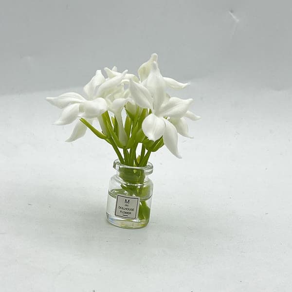 1 stk. 1:12 skala mini blomsterglasflaske bilpynt dukkehus White