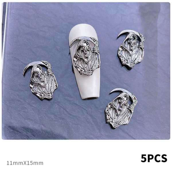 Tee itse nail art , 3d metalliseos, tumma kynsiristikkohämähäkki K