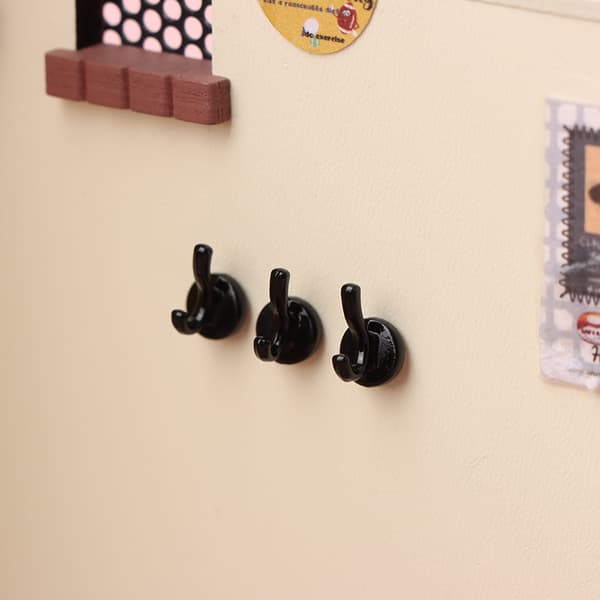 3st Dollhouse Mini Kläder Hatt Krok Dockhus Väggkrok Dockor Black