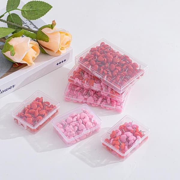 Hjerteformede tegnestifter af plast Pink