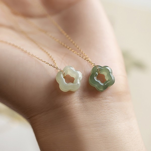 Vintage imitation Hetian Jade halskæde blomstervedhæng hul Cl A1