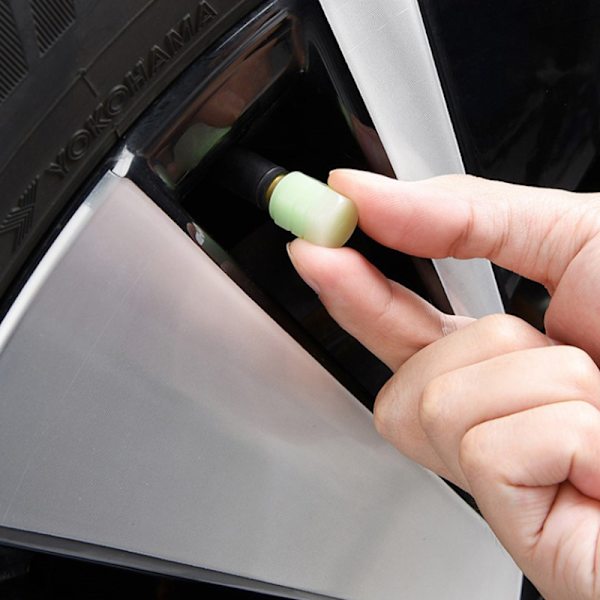 Luminous Tire Valve Cap auton pyörän napa Hehkuva pölytiivis rengas