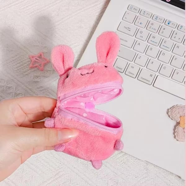 1 st Mini Rosa Fluffig Myntväska Nyckelring Väska Hörlursfodral A5