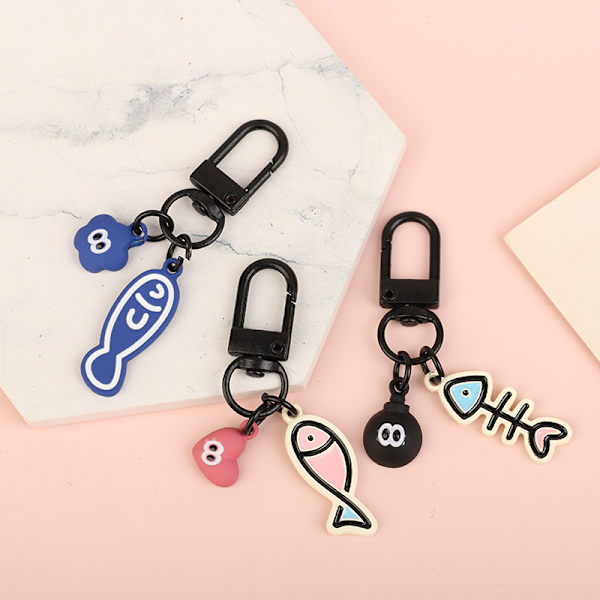 Luova sarjakuva Little Fish avaimenperä Kawaii Fish Bone avaimenperä A3