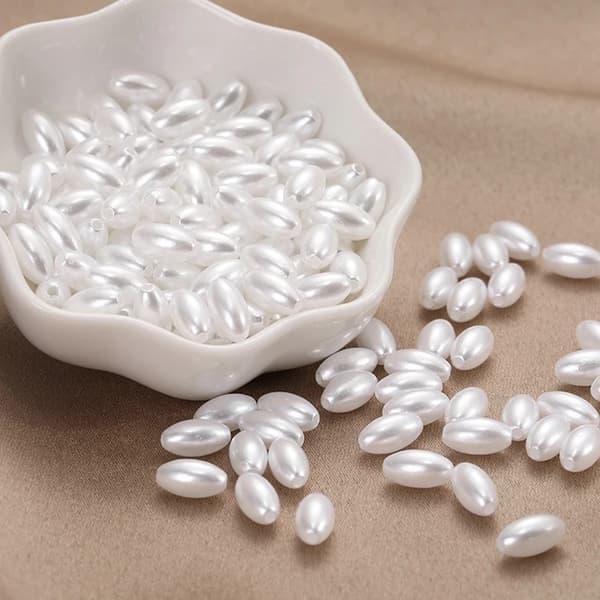 200 st långa ovala ABS-imiterade pärlpärlor vit plast lös A2