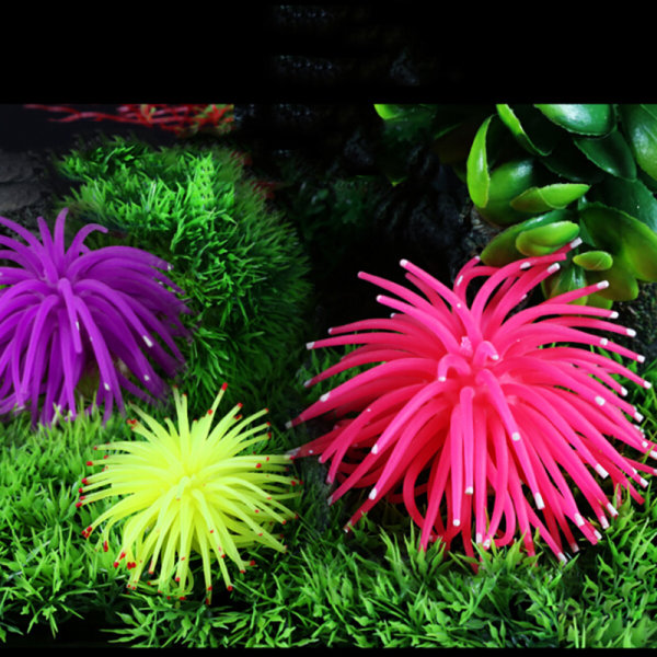 Akvaarion akvaariosisustus Pehmeä keinokorallin vedenalainen sisustus Pink