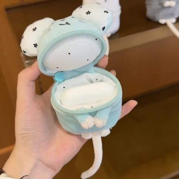 1 st Mini Fluffig Liten Mus Myntväska Nyckelring e Tecknad Sto A1