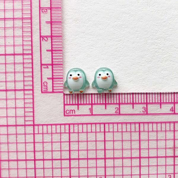 50 st Nya e Mini Cartoon Penguin Resin Figurine Crafts Flatback Black