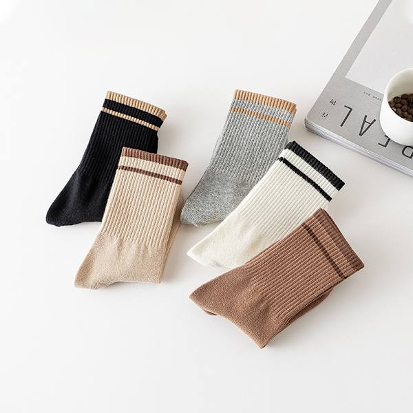 2Pari uudet muotisukat Yksiväriset raidalliset sukat Casual Cotton A1