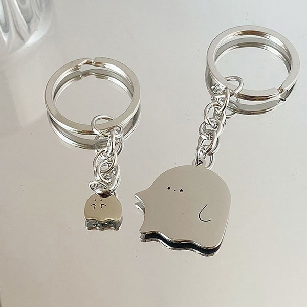 Muotisarjakuva Little Ghost Couple avaimenperäriipus ja avaimenperä A1