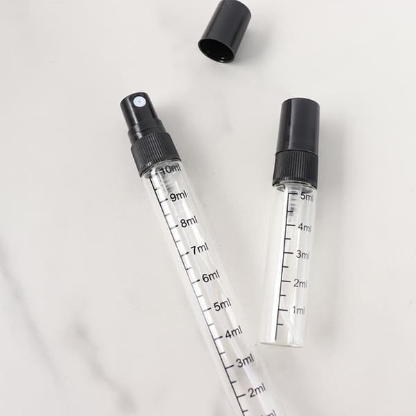 1 stk Mini Reise Parfyme Atomizer Flaske Bærbar Spraypumpe R Clear 2ml