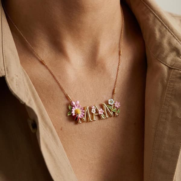 Modebrev MAM Rosa Blomhänge Halsband Blomchoker A1
