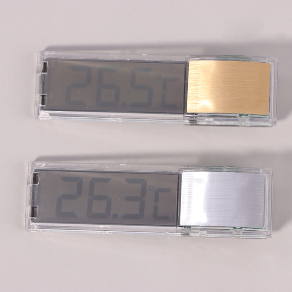 Akvaariolämpömittari Elektroninen LCD digitaalinen akvaario Silver